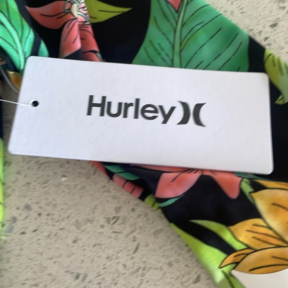 NEW Hurley Swim Suit - Picture 4 of 9